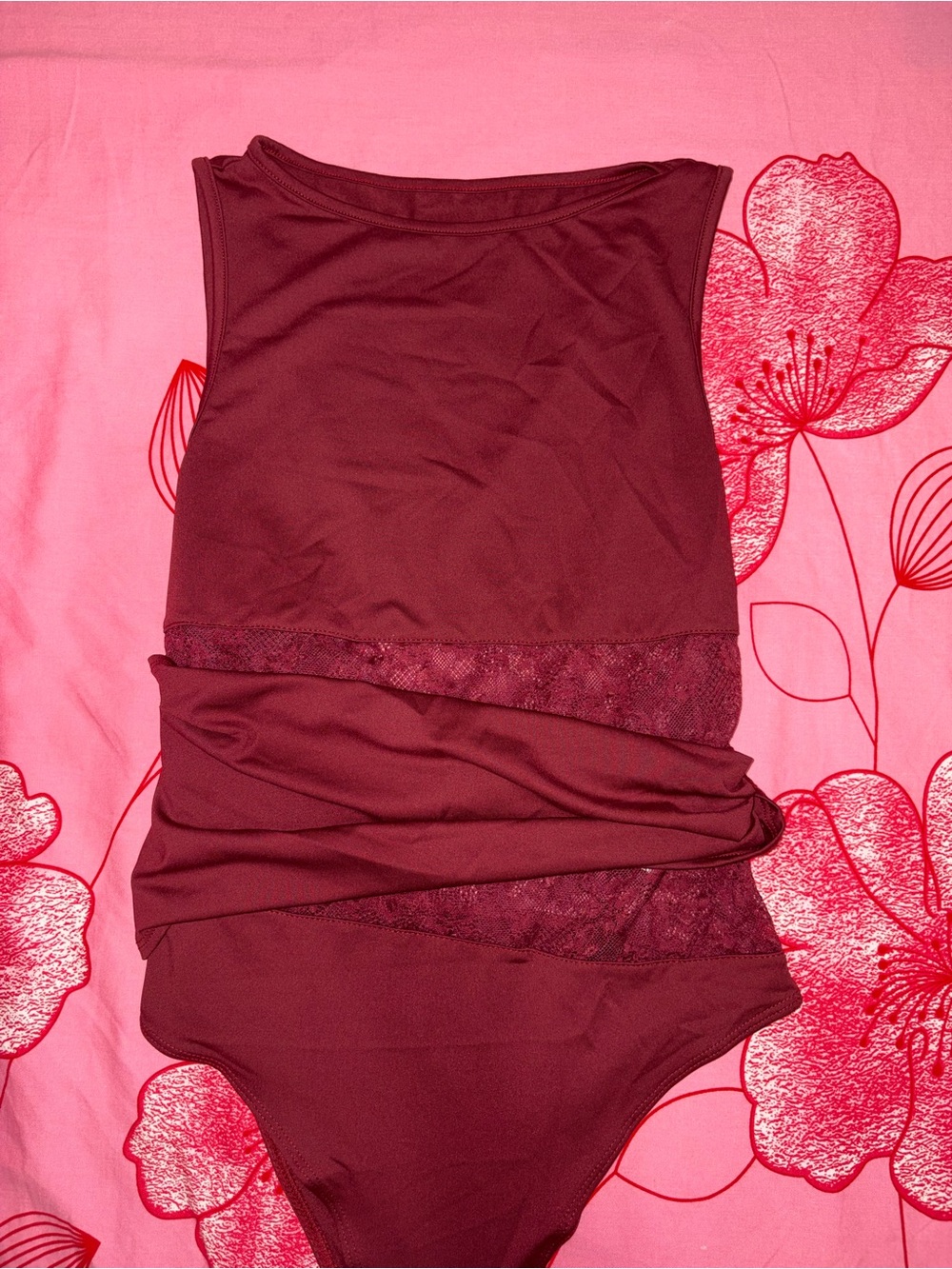 SHEIN Red Lace Detailed Bodysuit - Picture 10 of 15